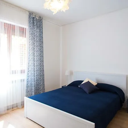 - By The Sea Guest house Mondello
