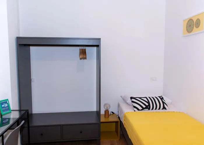 בית הארחה - By The Sea 4*